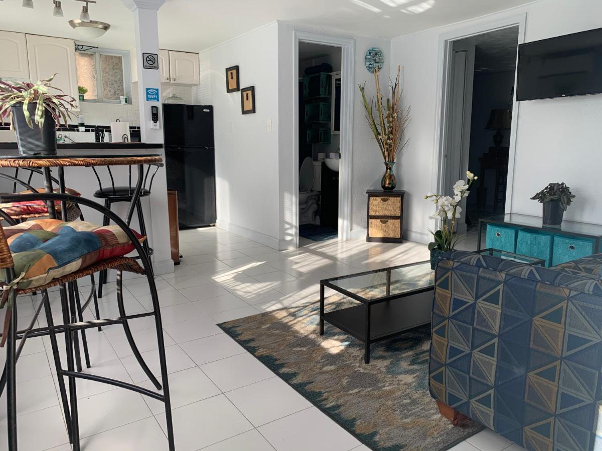 Fresh Rooms แฟลกเกลอร์บีช ภายนอก รูปภาพ
